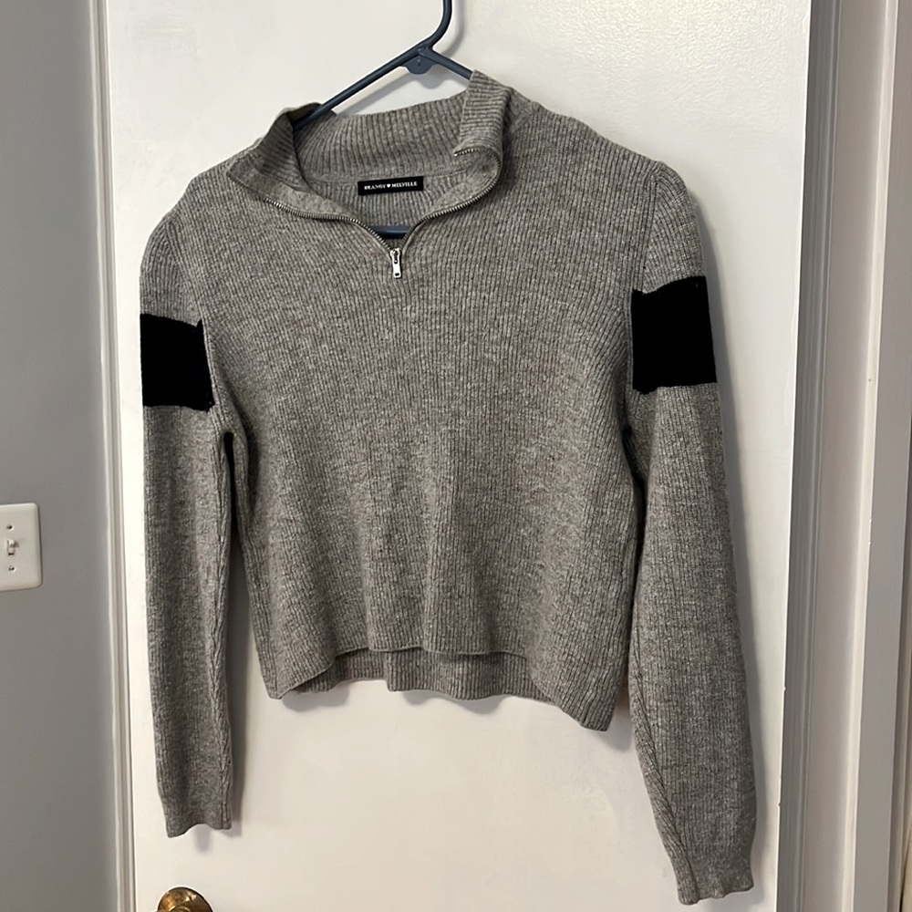 XS Grey Brady Melville Sweater with 1/2 Zipper